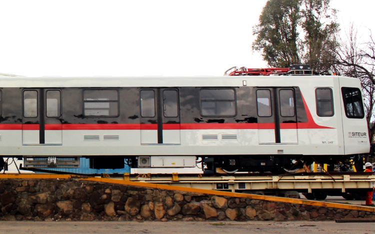 Arriba a GDL primera unidad para el Tren Ligero